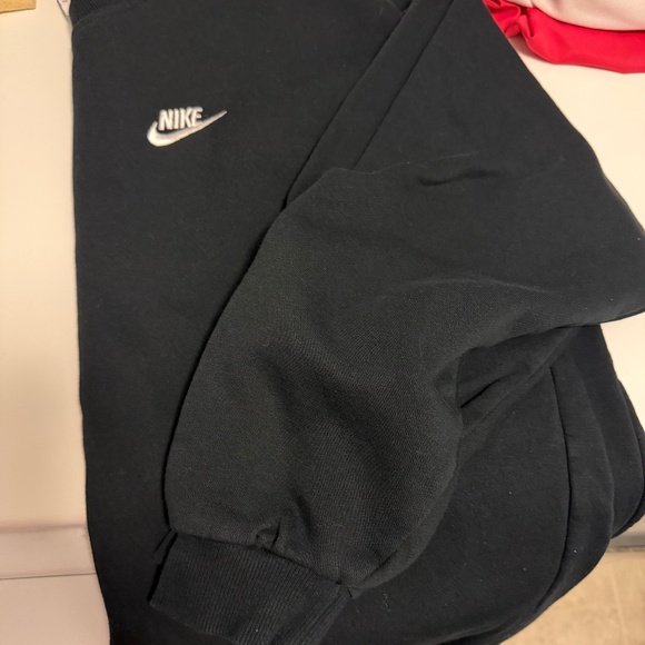 Nike Crewneck - Picture 1 of 1